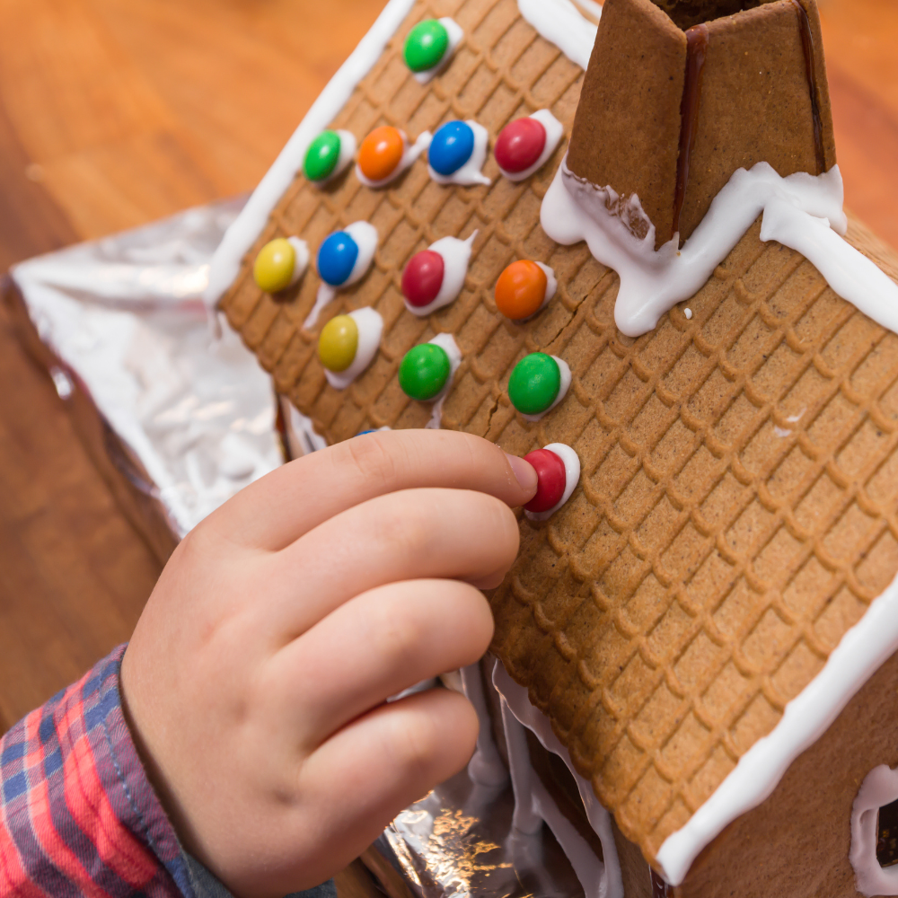 Family Christmas Cookie Decorating | Cookie Decorating Workshops